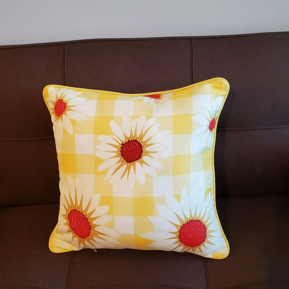 Gnome Accent Pillow, Yellow, Sunflowers Mushrooms, Indoor / Outdoor NEW